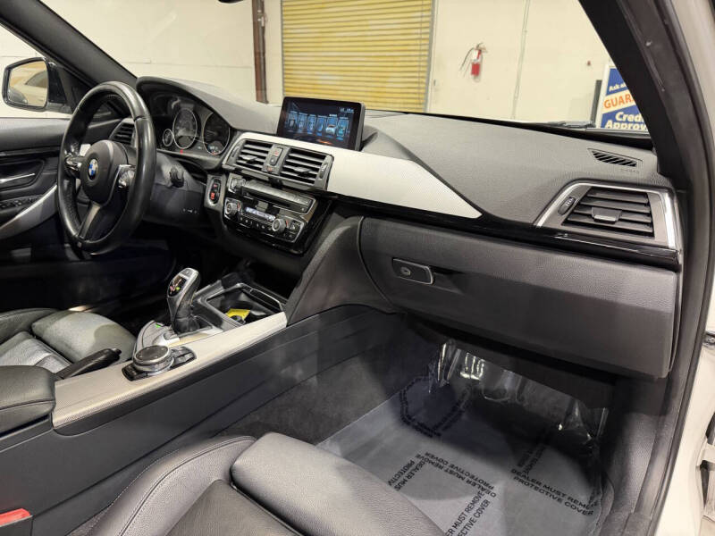 2017 BMW 3 Series 340i