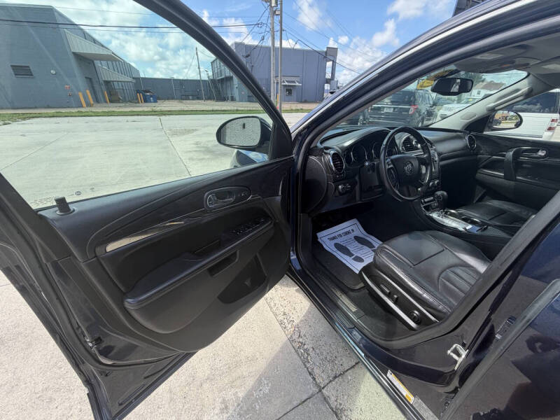 2017 Buick Enclave Leather