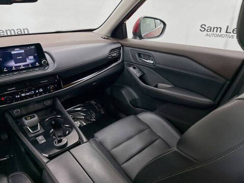 2022 Nissan Rogue SL