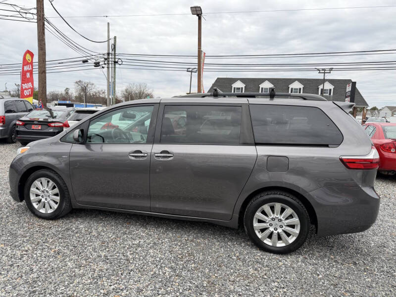 2016 Toyota Sienna XLE Premium 7-Passenger