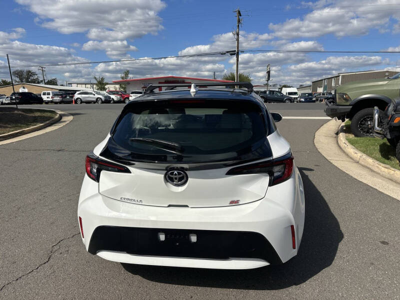 2025 Toyota Corolla Hatchback SE