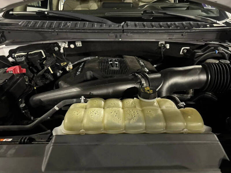 2019 Lincoln Navigator Select