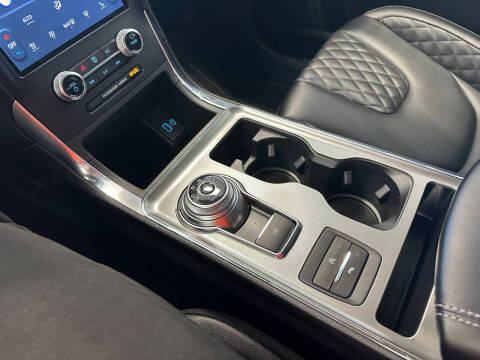 2024 Ford Edge Titanium