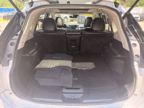 2017 Nissan Rogue SL
