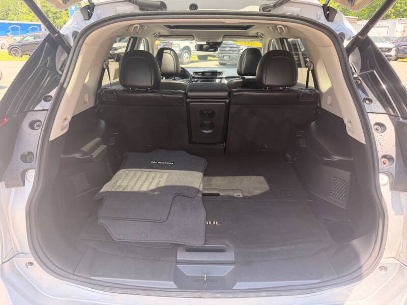 2017 Nissan Rogue SL