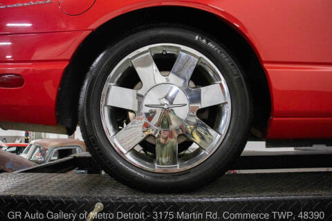 2002 Ford Thunderbird Deluxe