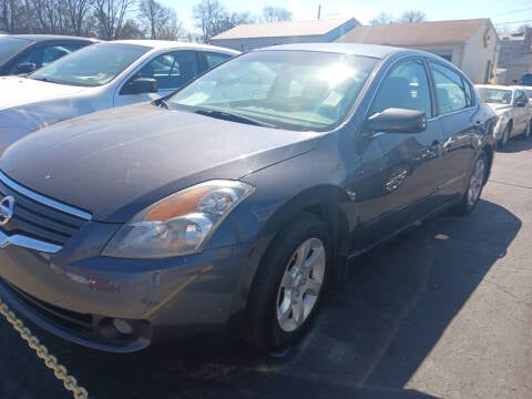 2009 Nissan Altima for sale at Rucker's Auto Sales Inc. in Nashville TN