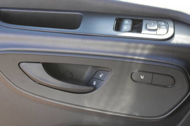 2025 Mercedes-Benz Sprinter