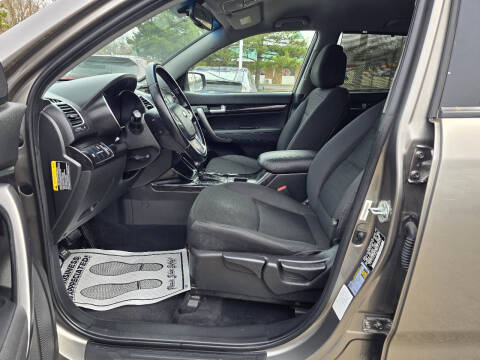 2015 Kia Sorento LX