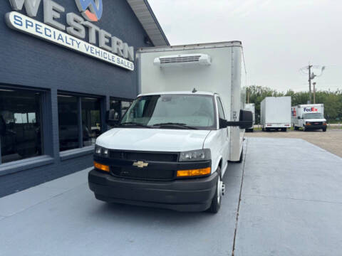 2024 Chevrolet Express Reefer Van
