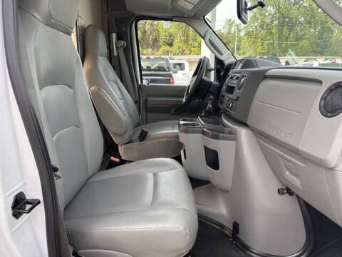 2024 Ford E-Series