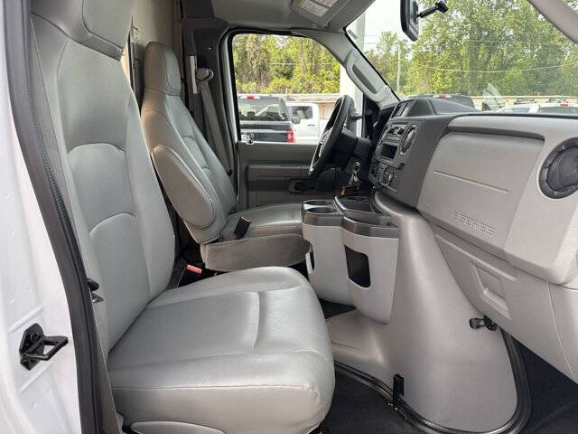 2024 Ford E-Series