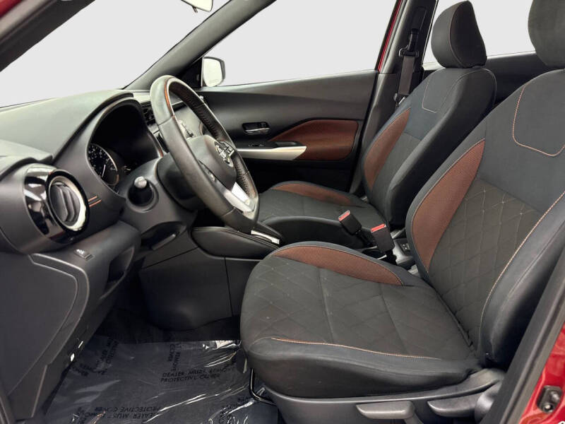 2018 Nissan Kicks SR