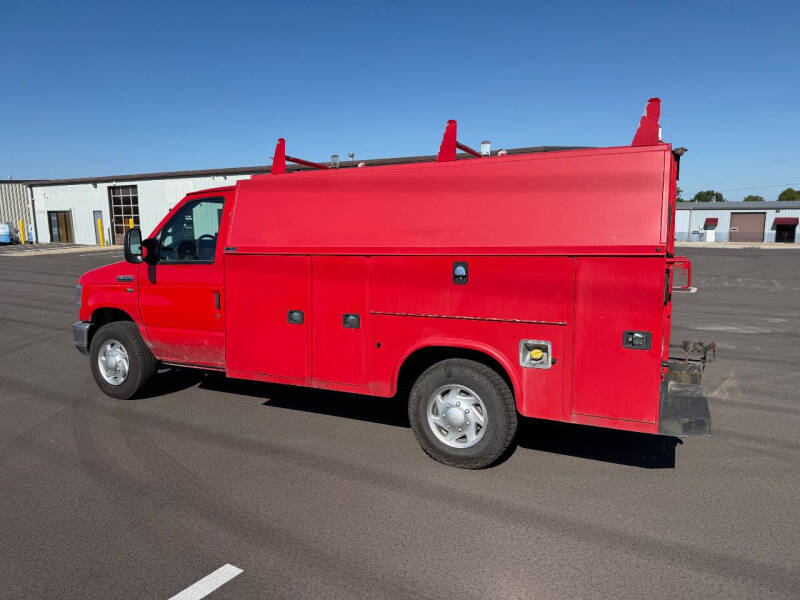 2018 Ford E-Series E-350 SD