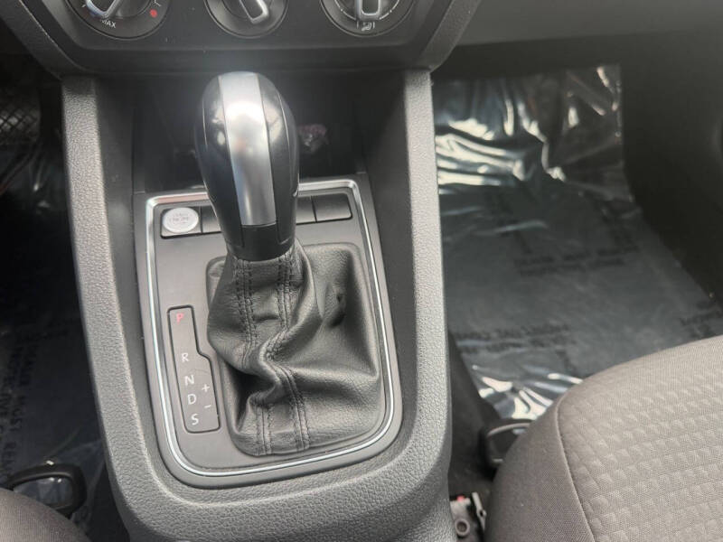 2015 Volkswagen Jetta SE