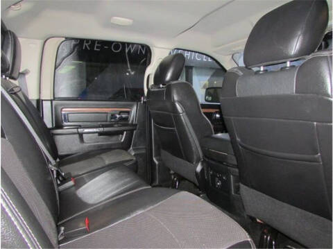 2016 RAM 1500 Laramie