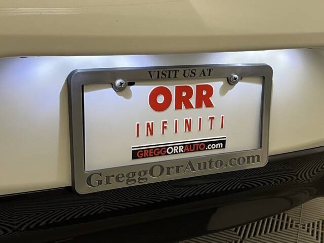 2022 Infiniti Q60 Red Sport 400