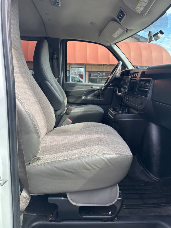 2013 Chevrolet Express LT 2500