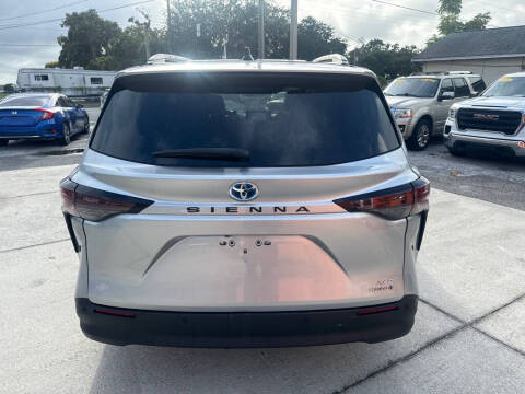 2024 Toyota Sienna
