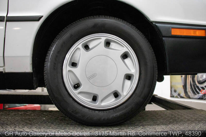 1991 Dodge Shadow Highline