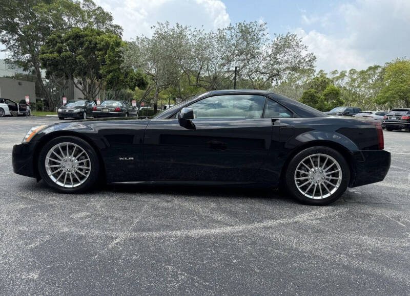 2005 Cadillac XLR