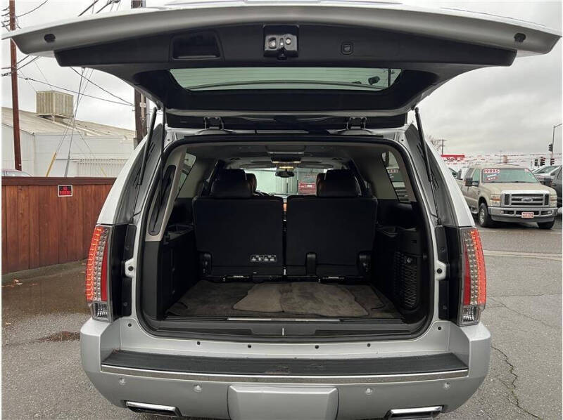 2013 Cadillac Escalade ESV Premium