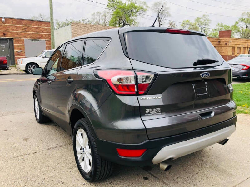 2017 Ford Escape SE