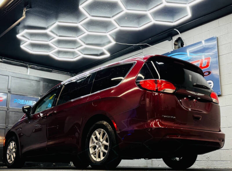 2017 Chrysler Pacifica Touring