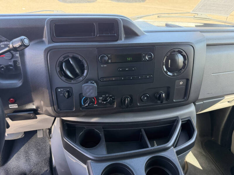 2013 Ford E-Series E-150