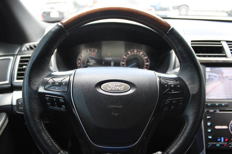 2018 Ford Explorer Platinum