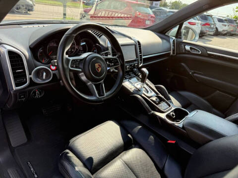 2016 Porsche Cayenne