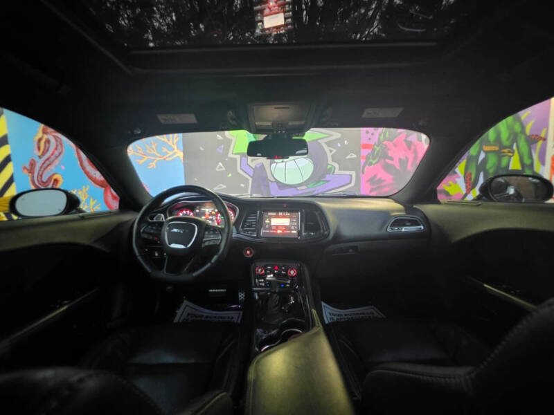 2016 Dodge Challenger SRT Hellcat