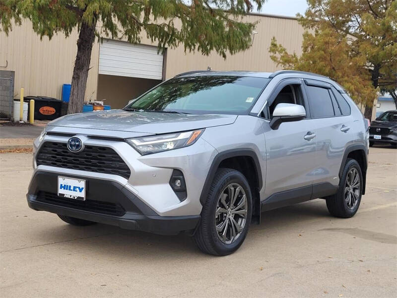 2024 Toyota RAV4 Hybrid XLE Premium