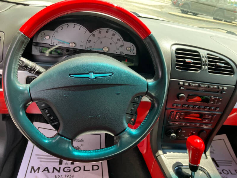 2002 Ford Thunderbird Deluxe