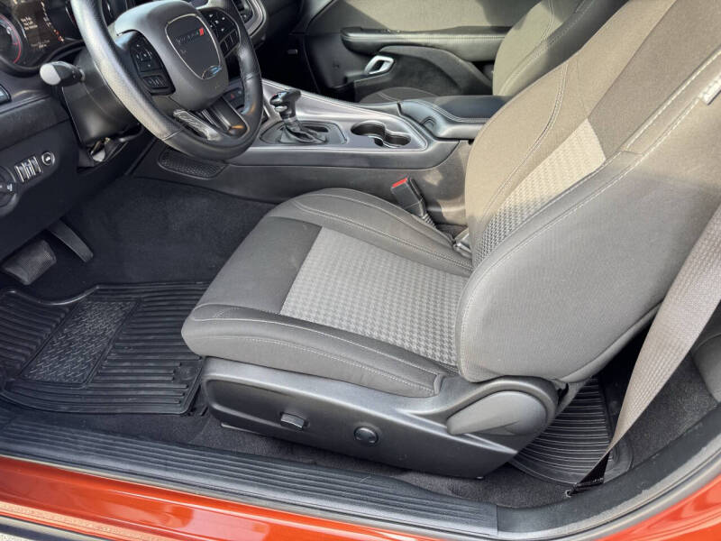 2023 Dodge Challenger SXT