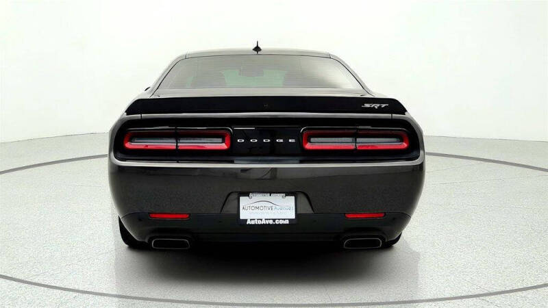 2016 Dodge Challenger SRT Hellcat