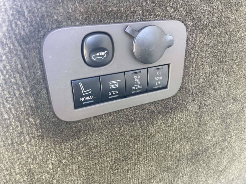 2016 Lincoln MKT EcoBoost