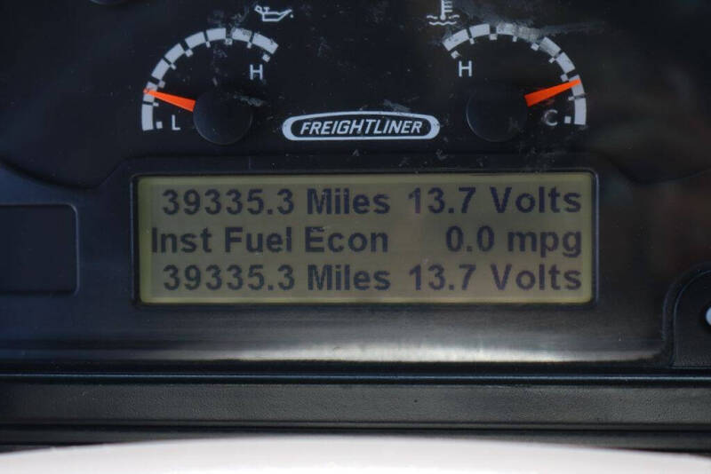 2020 Freightliner MT45 Chassis