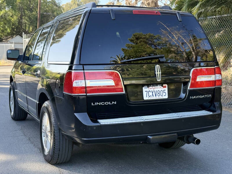 2012 Lincoln Navigator