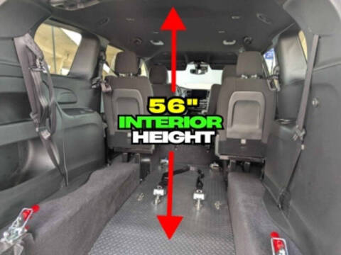 2024 Chrysler Pacifica Touring