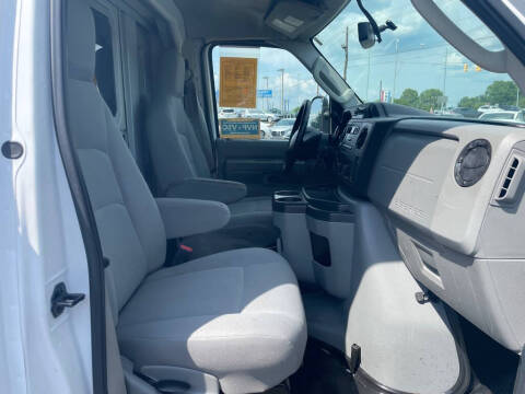 2019 Ford E-Series