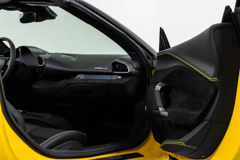 2023 Ferrari 296 GTS