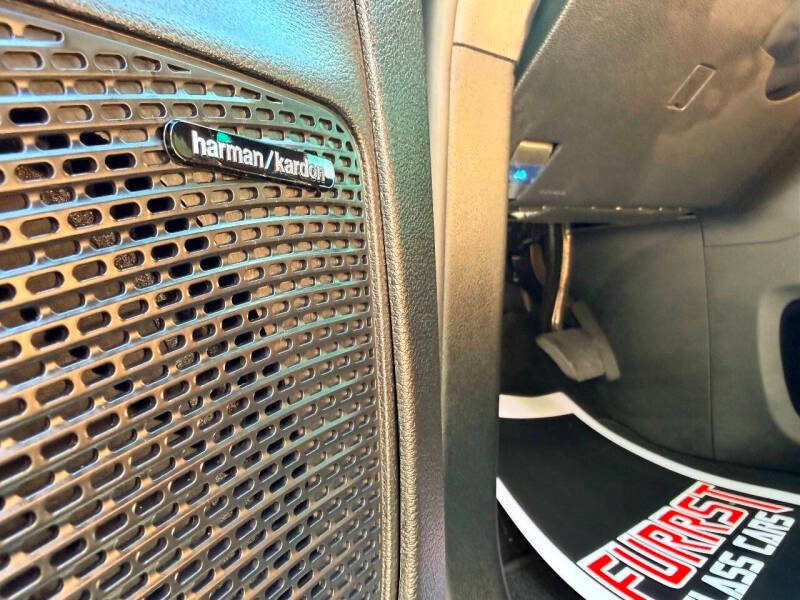 2025 Chrysler Pacifica Plug-In Hybrid Pinnacle