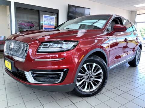 2019 Lincoln Nautilus for sale at SAINT CHARLES MOTORCARS in Saint Charles IL