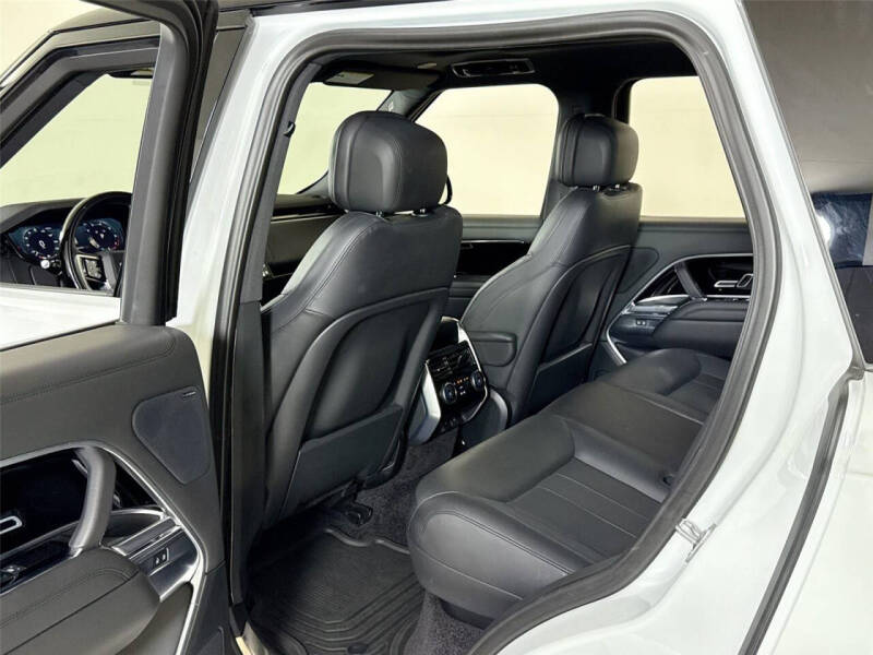 2023 Land Rover Range Rover P400 SE