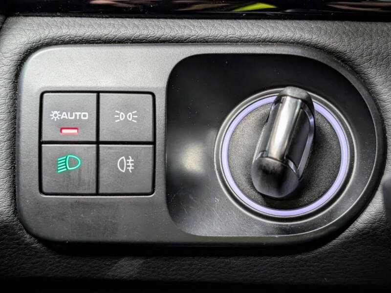 2022 Porsche Cayenne Platinum Edition