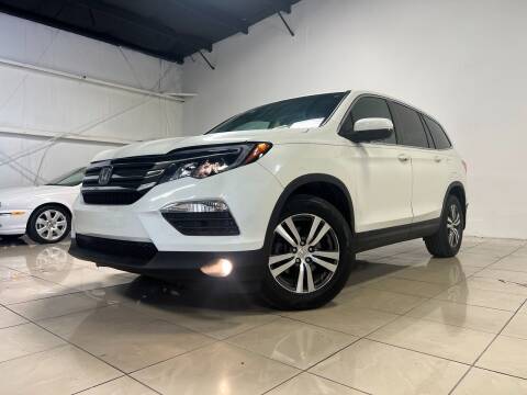 2016 Honda Pilot for sale at ROADSTERS AUTO in Houston TX