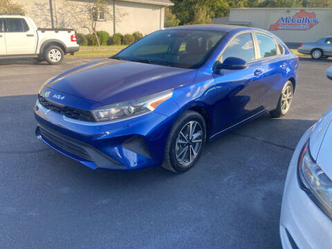 2022 Kia Forte for sale at McCully's Automotive in Benton KY