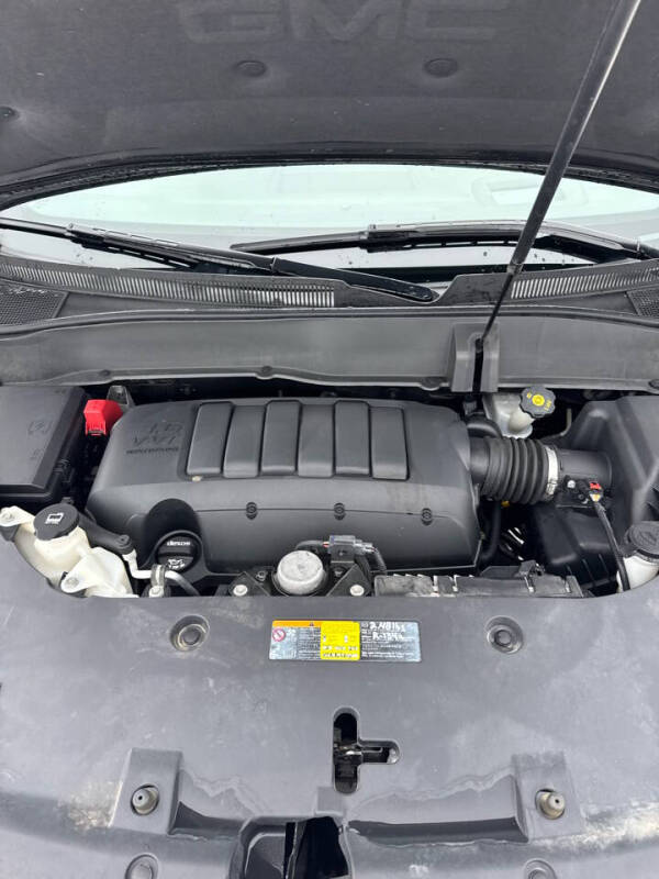 2016 GMC Acadia Denali