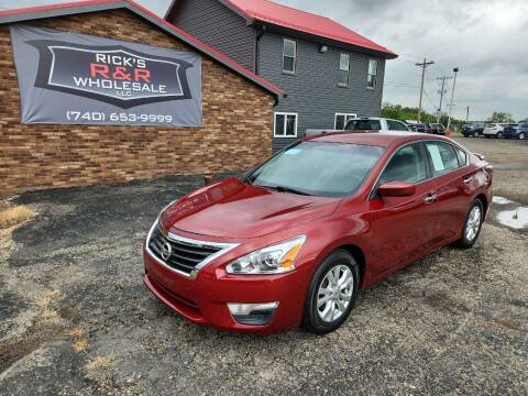 2014 Nissan Altima for sale at Rick's R & R Wholesale, LLC in Lancaster OH